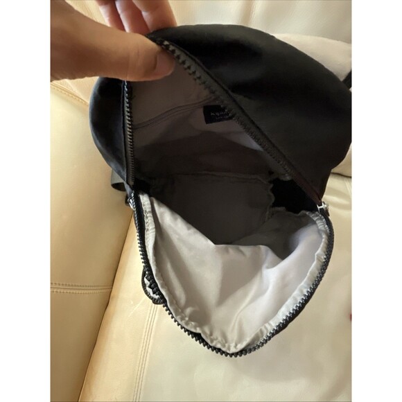 Kipling Backpack Bag Queenie Small Black Pockets Nylon Live Light - Picture 12 of 16